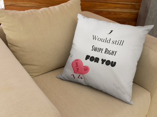 Valentijn I would still swipe right for you on the couch 2