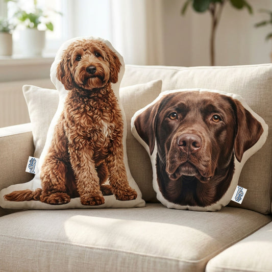Kussen met opdruk van jouw hond. uitgesneden in de vorm van de foto.