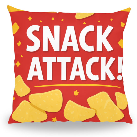 Grappig kussen van een zak chips met tekst Snack Attack van PillowBuddies